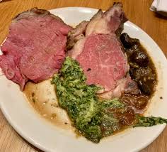 Bacchanal Buffet signature dishes Tonkotsu Ramen
Prime Rib
Street Tacos